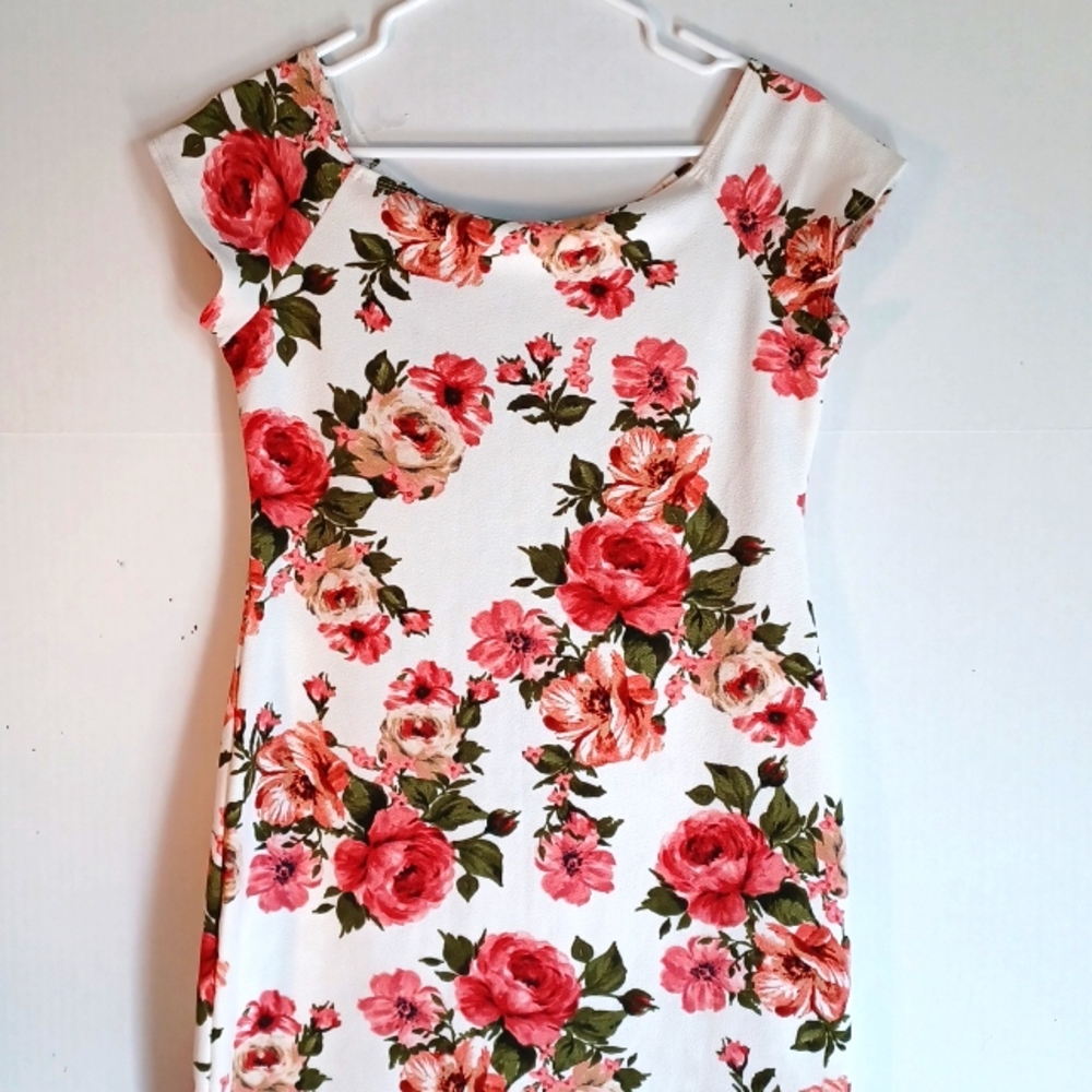 Ruby & Lace size XL Floral Design